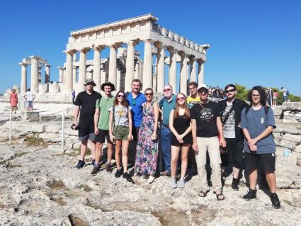 Das chamer ERASMUS+-Team vor dem Aphaia-Tempel auf der Insel Ägina